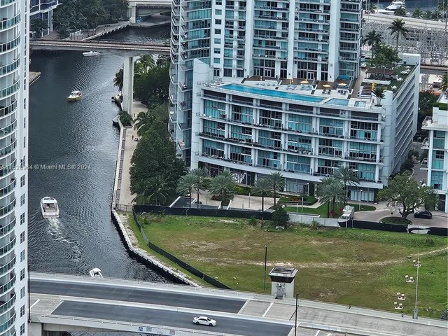 200 Biscayne Boulevard Way # 4809, Miami FL 33131