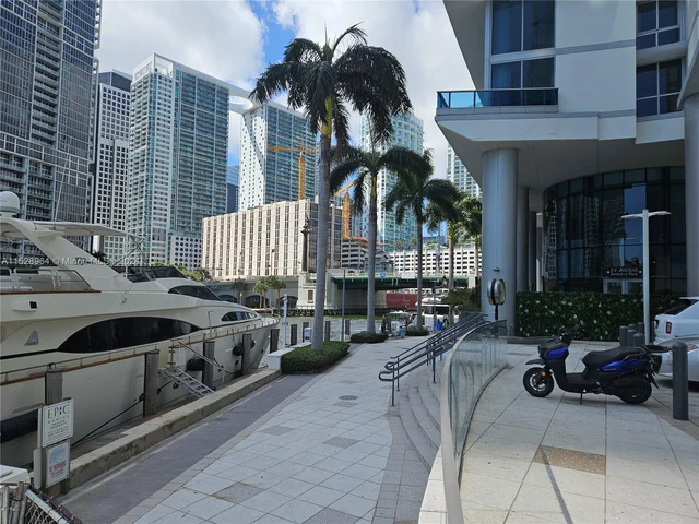 200 Biscayne Boulevard Way # 4809, Miami FL 33131