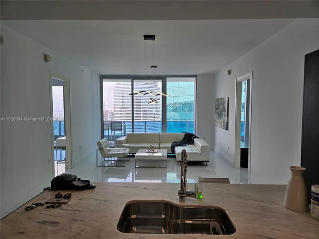 200 Biscayne Boulevard Way # 4809, Miami FL 33131