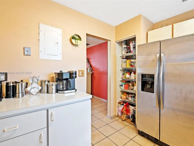 1307 NW 36th Ave, Miami FL 33125