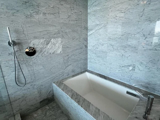 3131 NE 7th Ave # 1004, Miami FL 33137