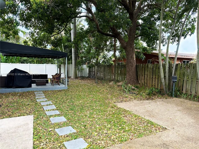 1521 NE 5th Terrace, Fort Lauderdale FL 33304