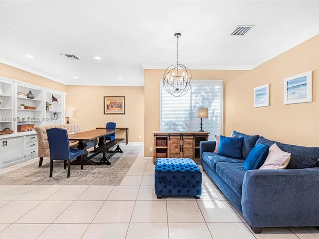 5862 NW 120th Ter, Coral Springs FL 33076