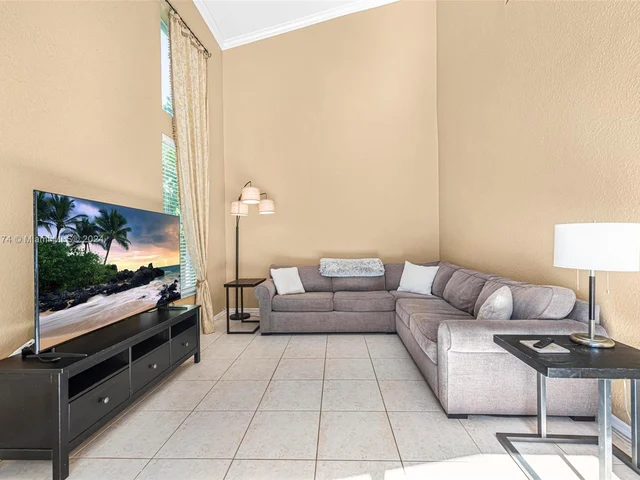 5862 NW 120th Ter, Coral Springs FL 33076