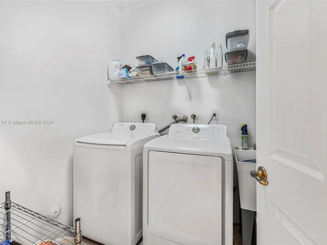 5862 NW 120th Ter, Coral Springs FL 33076