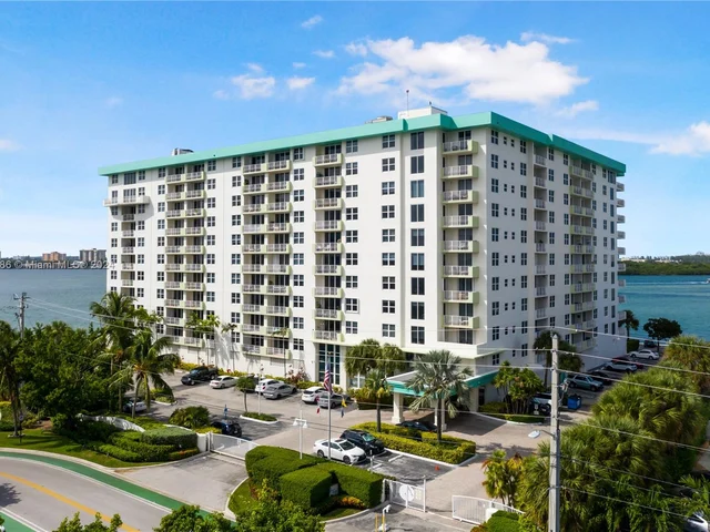 10350 W Bay Harbor Dr # 4K, Bay Harbor Islands FL 33154