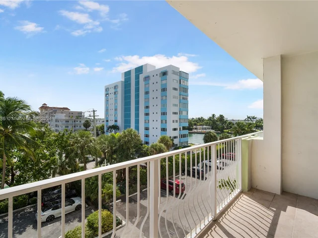 10350 W Bay Harbor Dr # 4K, Bay Harbor Islands FL 33154