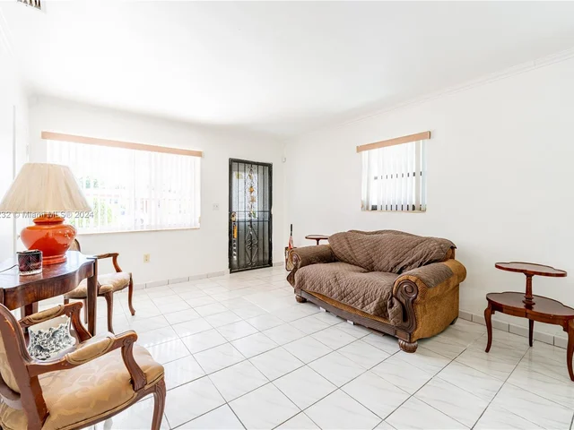 2821 NW 171st Ter, Miami Gardens FL 33056