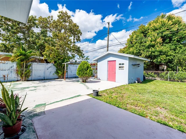 2821 NW 171st Ter, Miami Gardens FL 33056