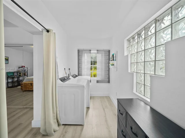 832 15th St # 4, Miami Beach FL 33139