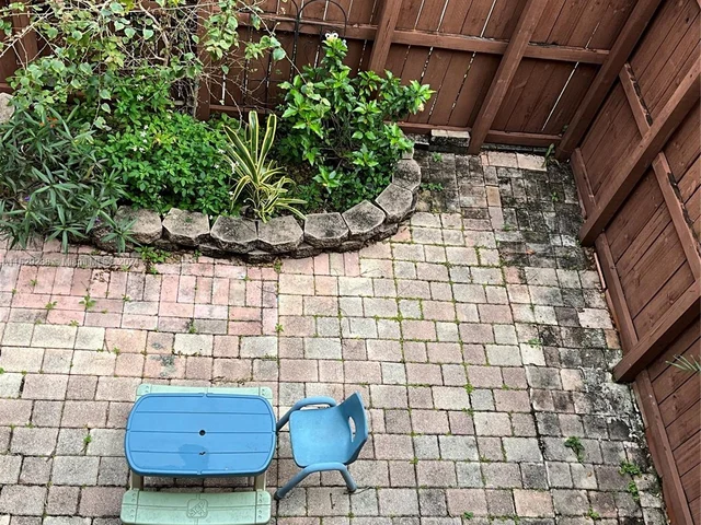 6517 SW 116th Pl # G, Miami FL 33173