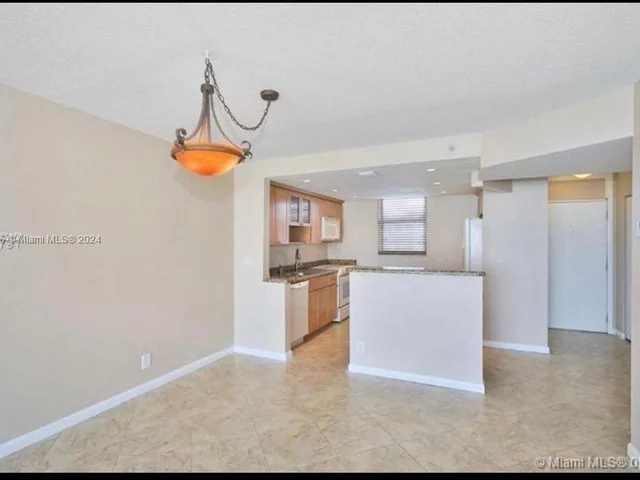 3703 NE 166th St # 709, North Miami Beach FL 33160