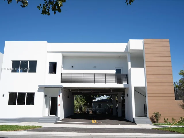 500 Foster Rd # C, Hallandale Beach FL 33009