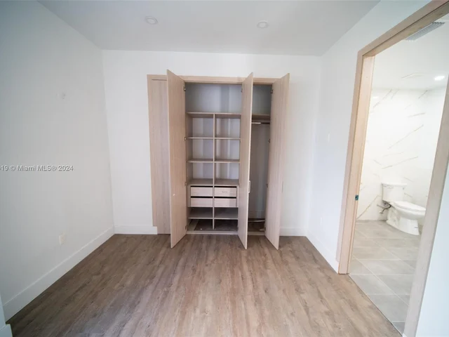 500 Foster Rd # C, Hallandale Beach FL 33009