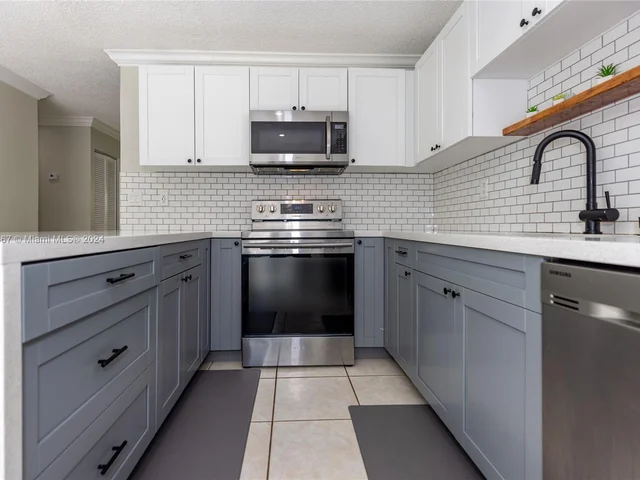 4217 SW 136th Pl # 0, Miami FL 33175