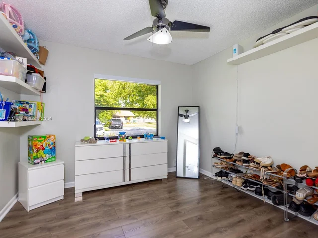 4217 SW 136th Pl # 0, Miami FL 33175