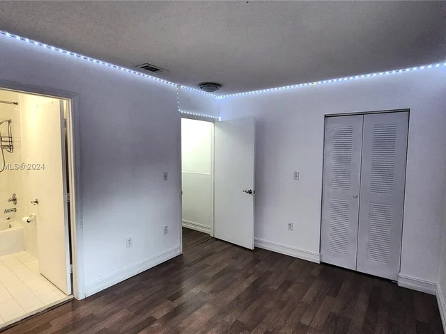 8567 SW 109th Ave # 8567, Miami FL 33173