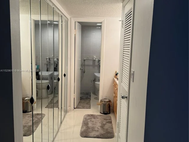 1410 S Ocean Dr # 305, Hollywood FL 33019