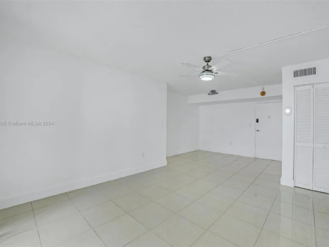 5055 NW 7th St # 509, Miami FL 33126