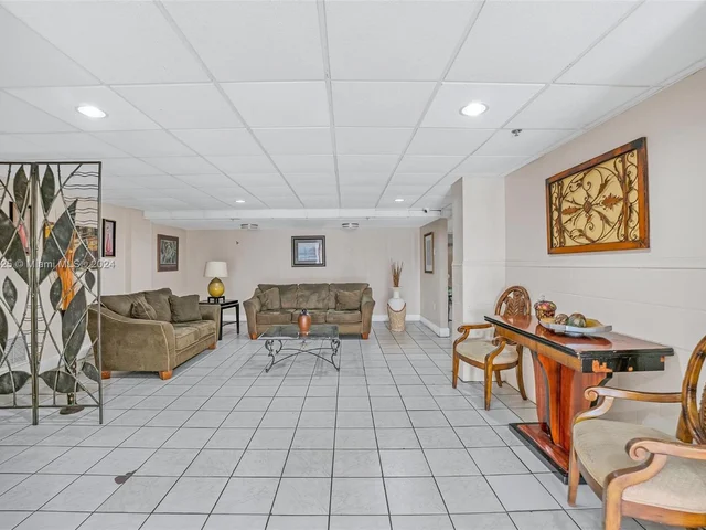 5055 NW 7th St # 509, Miami FL 33126