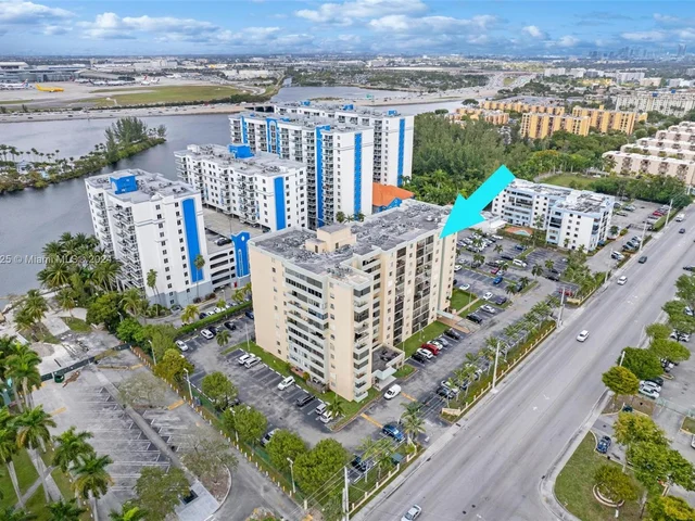 5055 NW 7th St # 509, Miami FL 33126