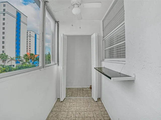5055 NW 7th St # 509, Miami FL 33126