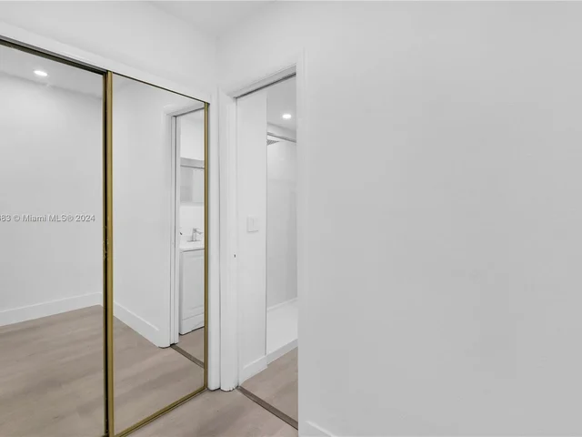 330 SE 2nd St # 104F, Hallandale Beach FL 33009