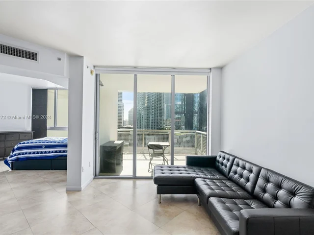 350 S Miami Ave # 2210, Miami FL 33130