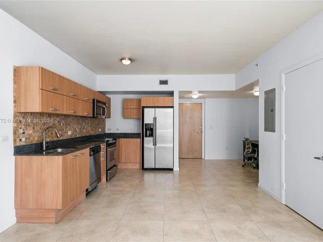 350 S Miami Ave # 2210, Miami FL 33130