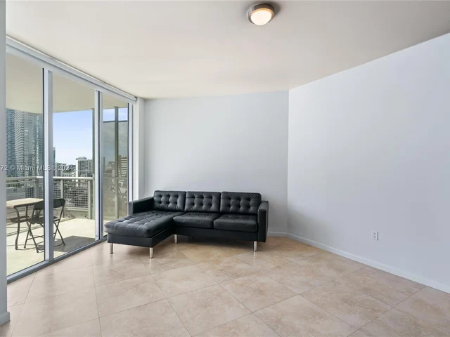 350 S Miami Ave # 2210, Miami FL 33130