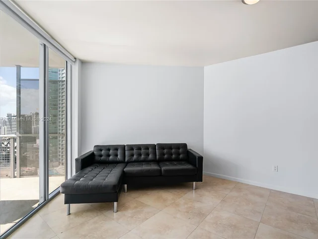 350 S Miami Ave # 2210, Miami FL 33130