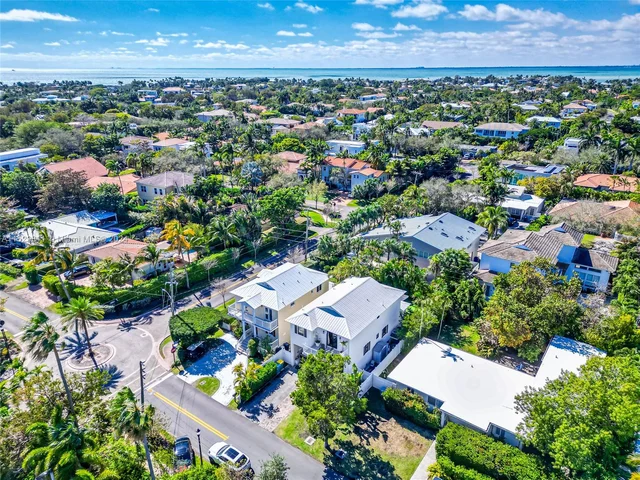 698 Fernwood Rd # B, Key Biscayne FL 33149