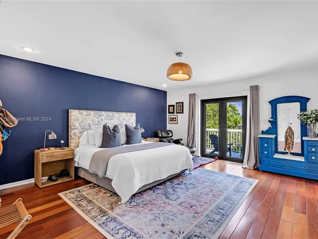 698 Fernwood Rd # B, Key Biscayne FL 33149