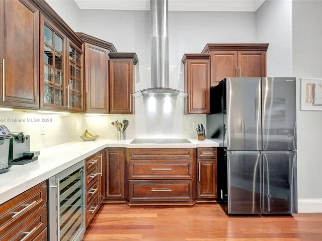 6951 Loch Ness Dr, Miami Lakes FL 33014