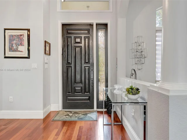 6951 Loch Ness Dr, Miami Lakes FL 33014