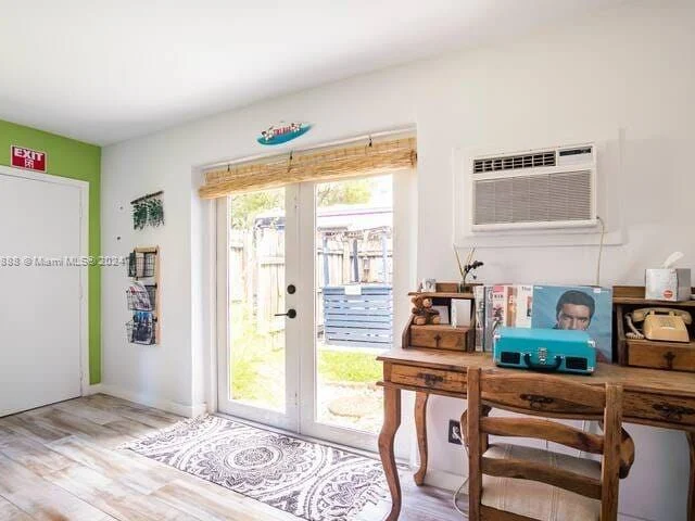 1701 Fletcher St, Hollywood FL 33020