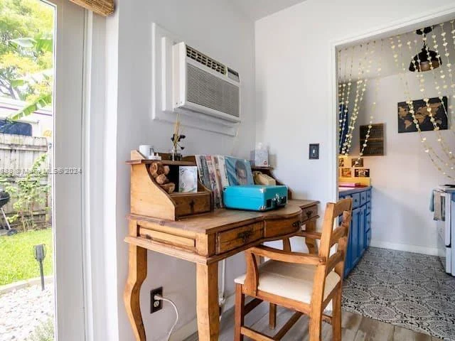 1701 Fletcher St, Hollywood FL 33020