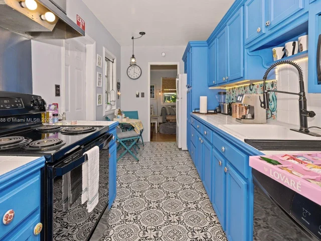 1701 Fletcher St, Hollywood FL 33020