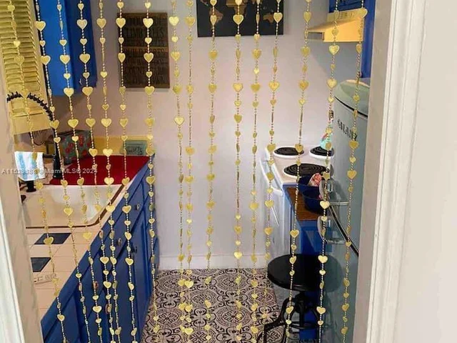 1701 Fletcher St, Hollywood FL 33020