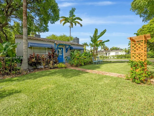 1701 Fletcher St, Hollywood FL 33020