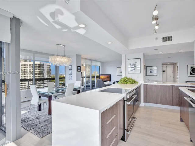 19101 Mystic Pointe Dr # 1501, Aventura FL 33180