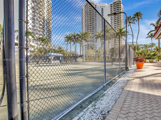 19101 Mystic Pointe Dr # 1501, Aventura FL 33180