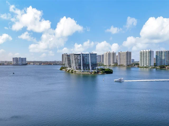 19101 Mystic Pointe Dr # 1501, Aventura FL 33180