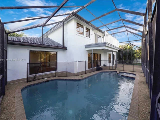 6411 NW 50th St, Coral Springs FL 33067