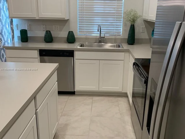 787 SW 11th St # 787, Florida City FL 33034