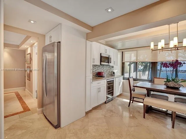 2333 Brickell Ave # 206, Miami FL 33129