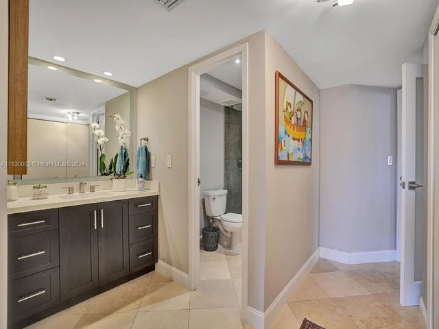 2333 Brickell Ave # 206, Miami FL 33129