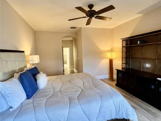 9624 Vineyard Ct, Boca Raton FL 33428