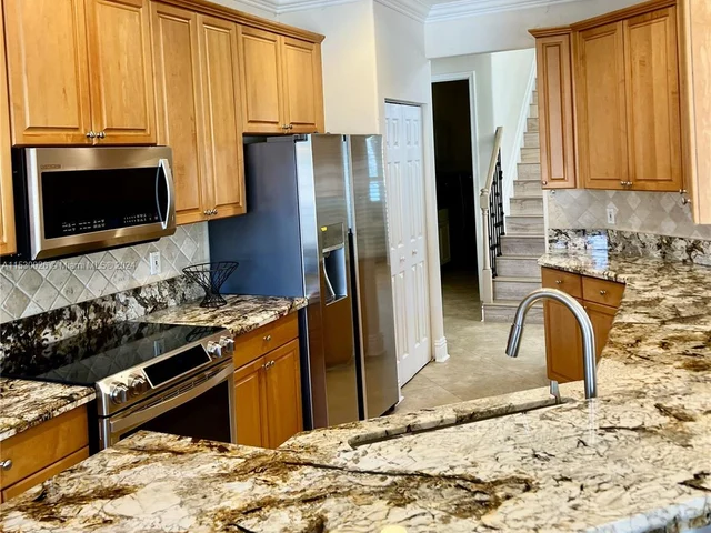 9624 Vineyard Ct, Boca Raton FL 33428