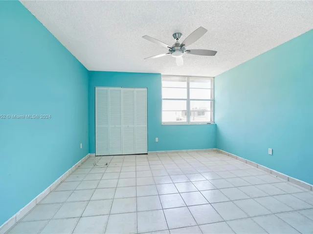 1083 W 38th St # 8, Hialeah FL 33012